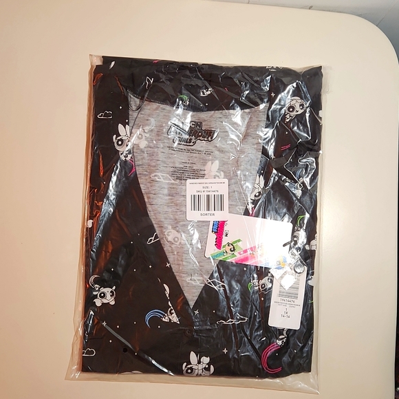 ❤️NWT VINTAGE TORRID CARDIGAN - POWER PUFF GIRLS - CARDIGAN SWEATER - POCKETS - Picture 4 of 13